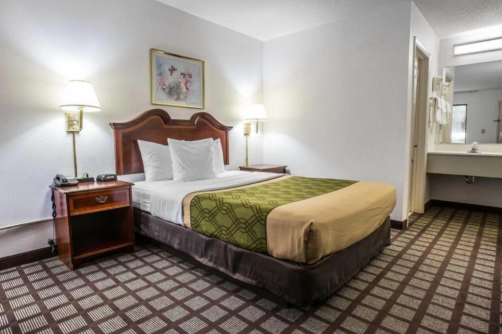 Econo Lodge South Garner Kültér fotó