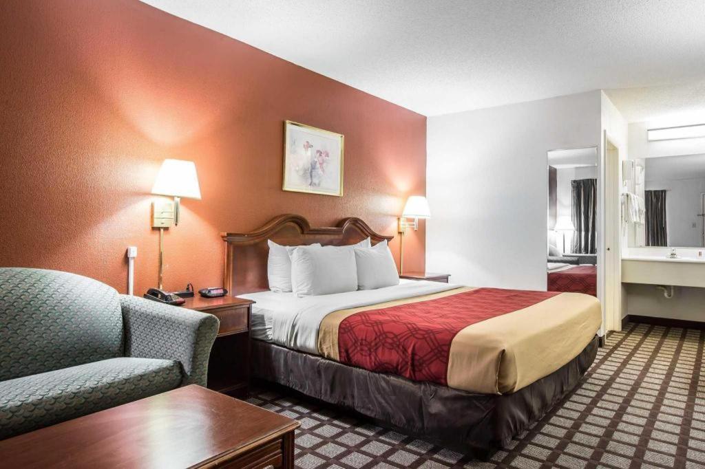 Econo Lodge South Garner Kültér fotó